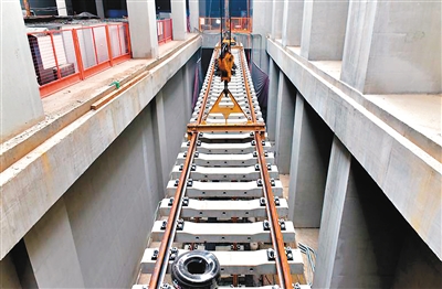 地铁14号线加速助力全运会 全线轨道铺设已过半