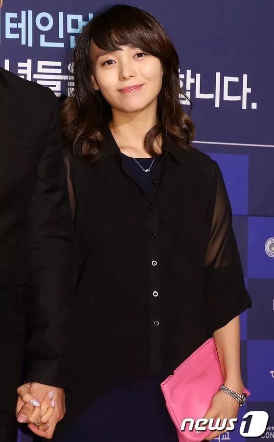 韩娱amber将正式在美国出道等更多资讯