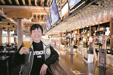 啤酒阿姨张银娣囤了全球5000种啤酒