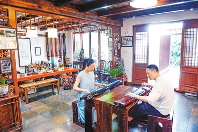 江南雨巷焕发现代生命力|西湖|古琴|荷花池_新浪新闻