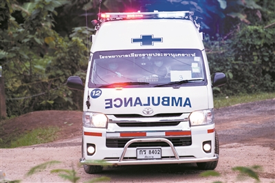 受困18天 少年球队全获救|足球|泰国|洞穴_新浪新闻