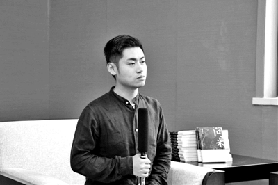 作家葛亮携问米做客南京鼓楼区图书馆