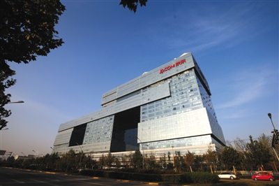 京東 從中關(guān)村小柜臺(tái)到3億用戶電商巨頭