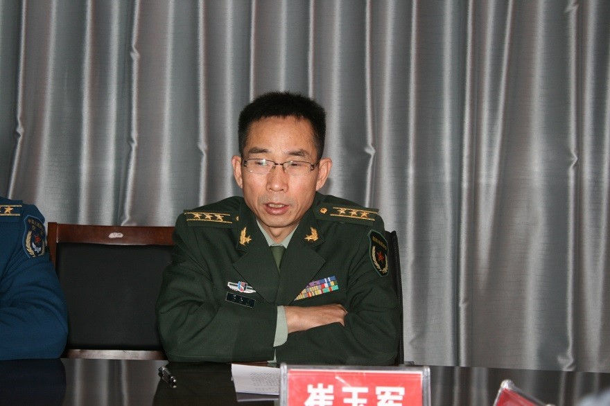 代县县委书记田永清主持召开县委议军会议