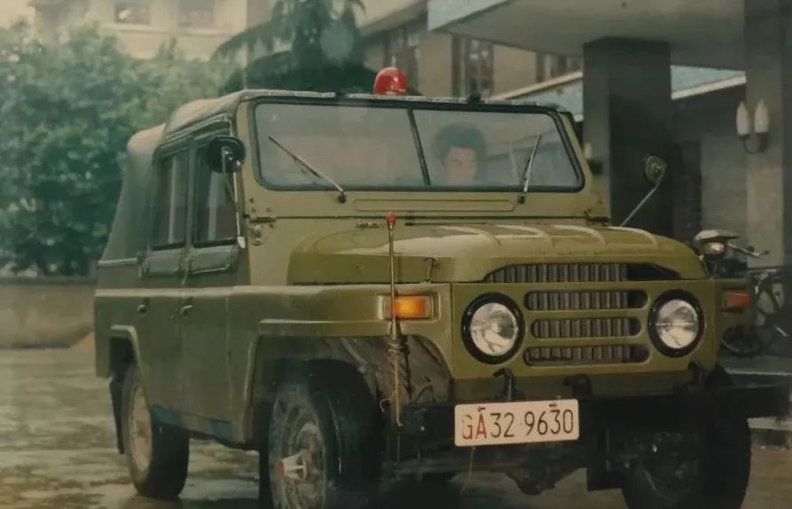 警车40年变迁史