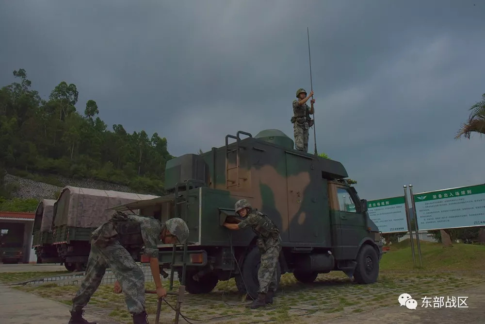 强!东部战区陆军电子对抗比武中一个连队6人登上光荣榜