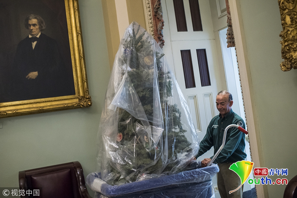 美国政府"部分关门"几成定局 国会大佬"打包走人"