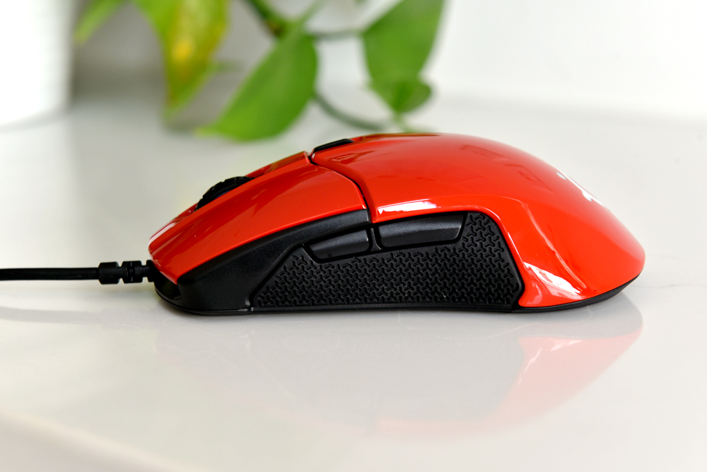 红黑双雄镜面高颜赛睿sensei310游戏鼠标图赏