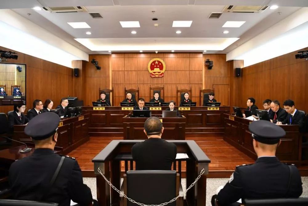 孙小果再审案件开庭审理