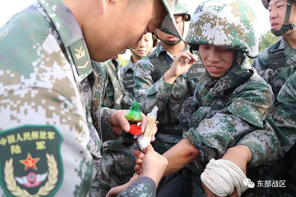 及时处理训练伤.