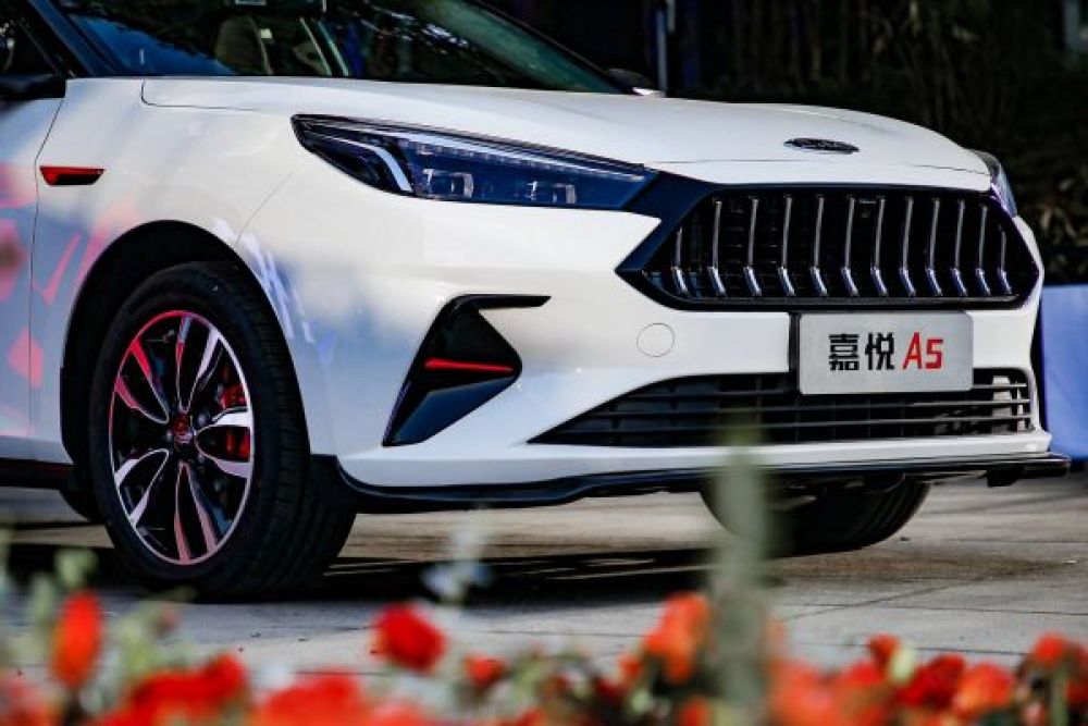 家用轿车新标杆掀背式运动轿车嘉悦a5掀动上市