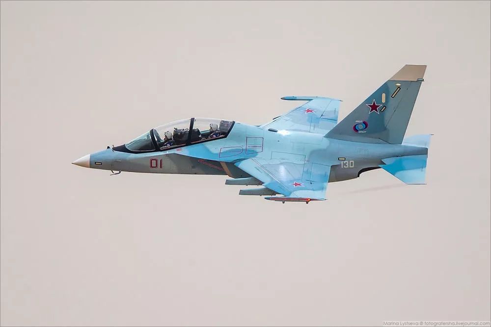 俄罗斯推销雅克-130教练机 迎合外国客户需求 将其打造成廉价战机