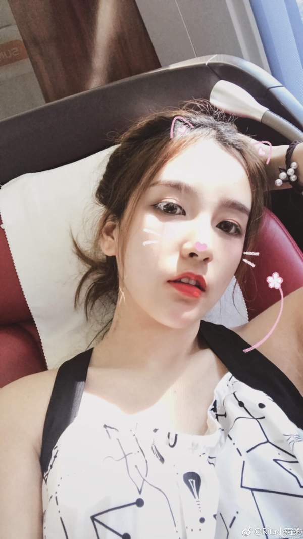 lpl最美女解说rita名花有主?洲际赛后已有人向她求婚