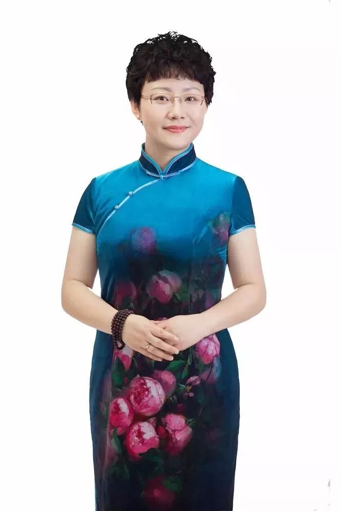 万丽霞(知心妈妈):学生德行教育专家,儿童生命品格养成教育发起人,数