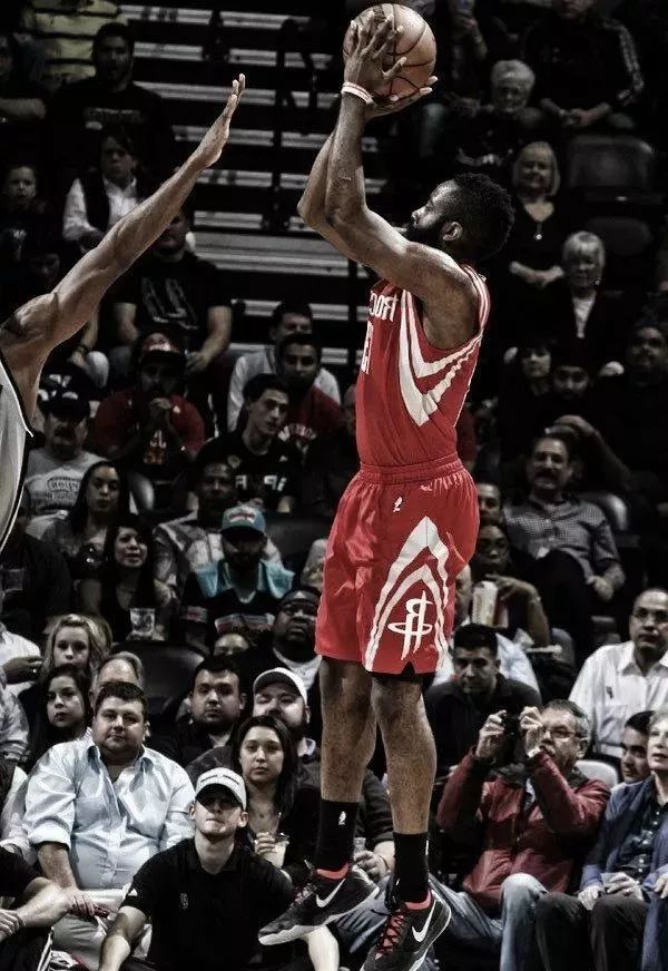 如果左撇子哈登变成一个右手将,他的投篮瞬间简直美如画啊!