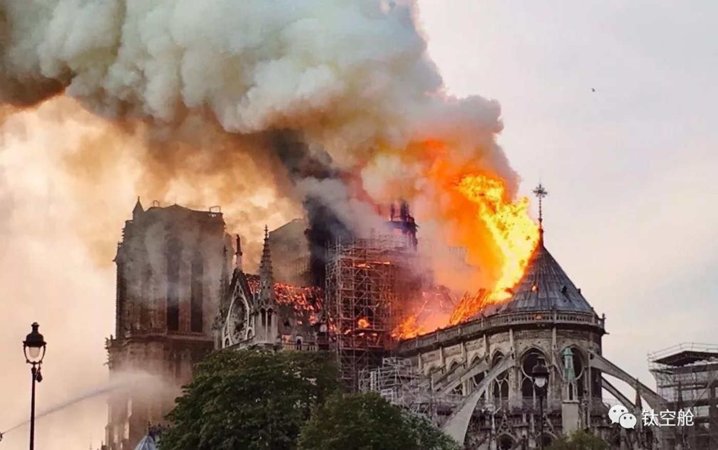 气球式社交一时爽用棉花洗脸一直爽小话题