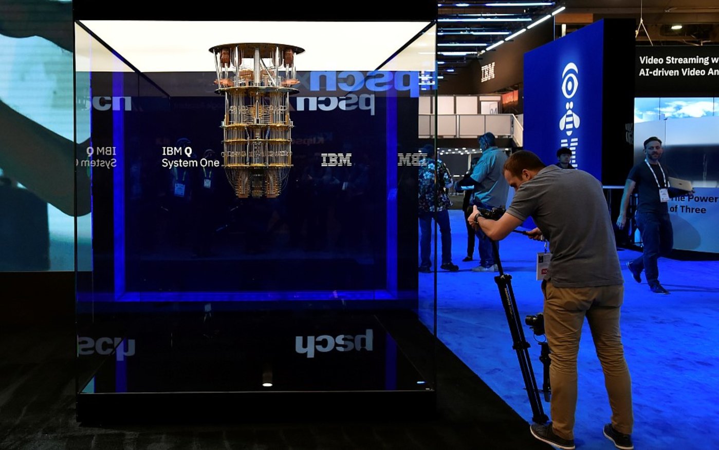 如何看待ibm的全球首台商用量子计算机