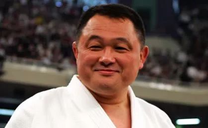 亚运会开幕日本代表团长说要向王者中国学习