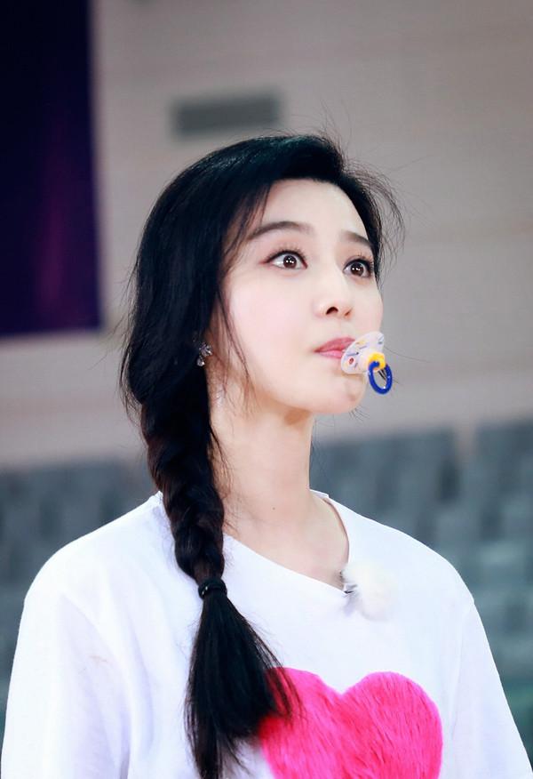 谁说黑色头发不时髦?