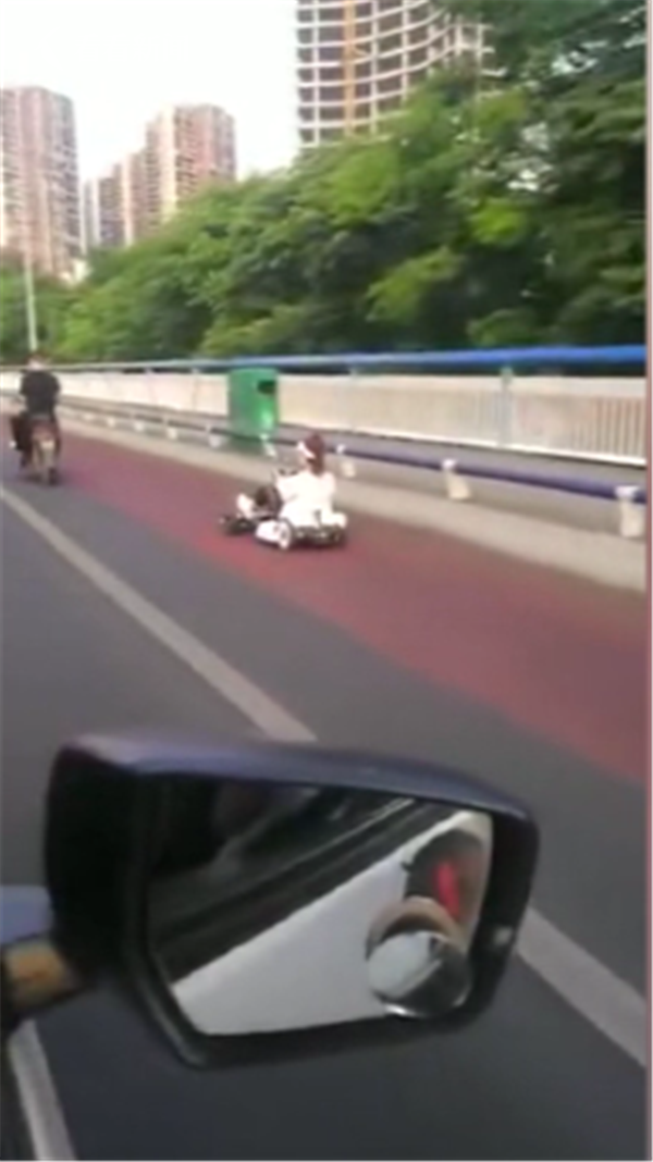 恶人得肚到辱的达梅