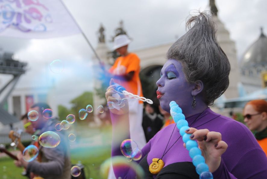 抖音网红随便一个小视频点赞10000+?研究了3