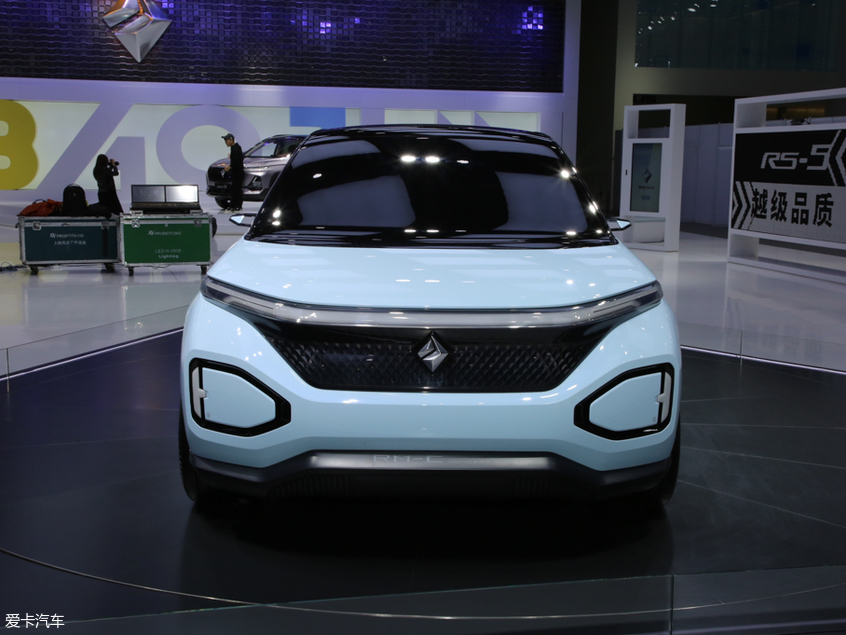 上海车展:新宝骏rm-c概念车正式亮相