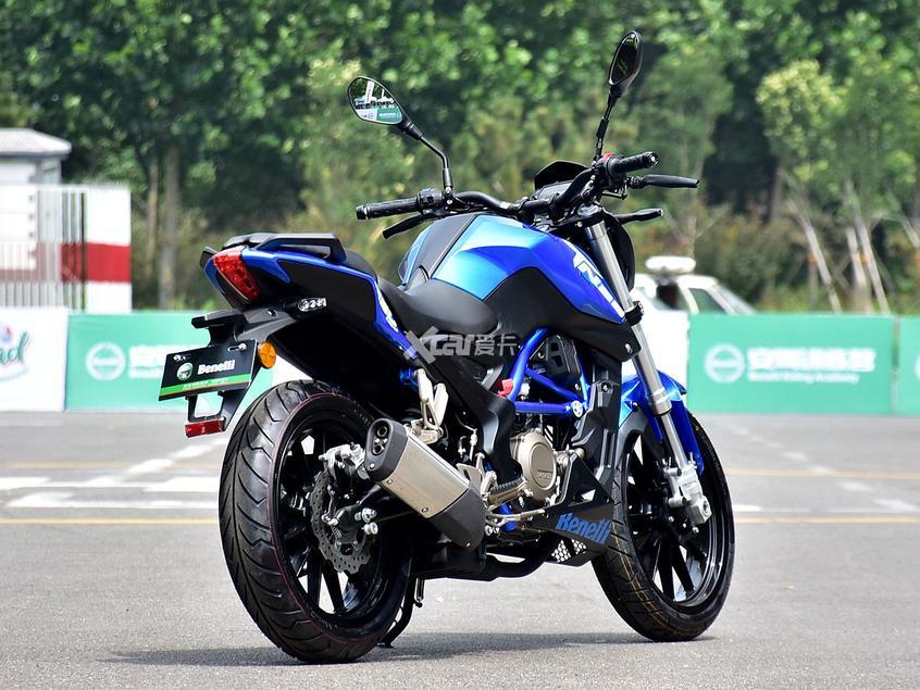 2019贝纳利tnt25实拍