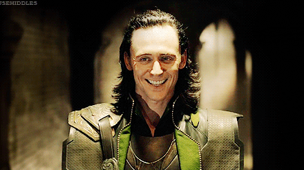 也是因此,洛基坐拥一大票迷妹,其实《复联3》上映便有不少粉丝冲着