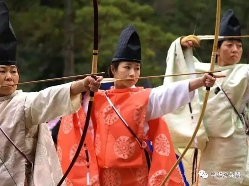 日本流传至今的冷兵器：简述日本弓箭的历史|平安|弓箭|木弓_新浪新闻