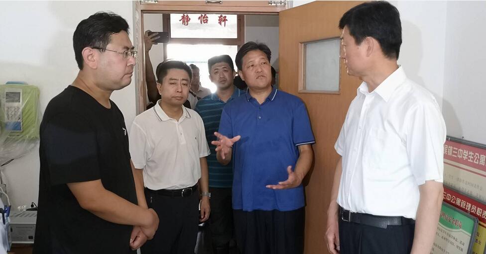 寿光市委书记朱兰玺到侯镇营里镇羊口镇查看现场情况