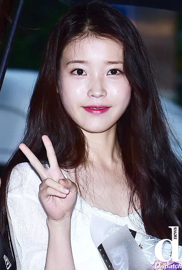 我的痣更有魅力泫雅iu魅力痣battle