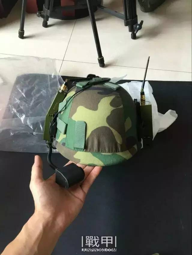 很多人质疑解放军的单兵装备缺乏瞄准镜和夜视仪