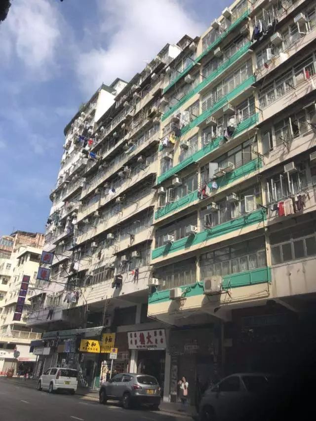 香港唐楼踩一次盘才知道繁华旺角后面有什么