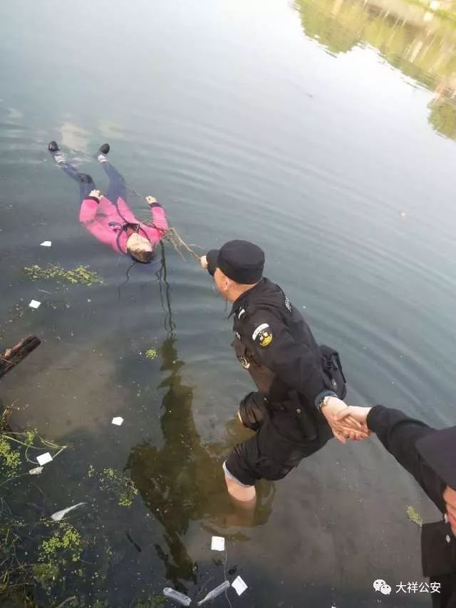 邵阳一女子在沿江桥跳河轻生!