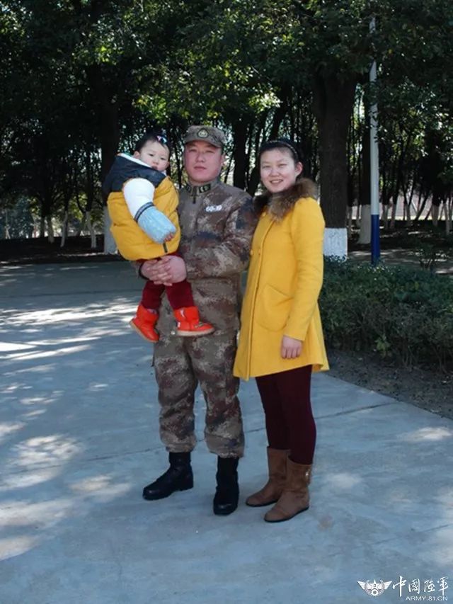 春节,一位军嫂的探亲路!|王磊|军嫂|军人_新浪军事_新浪网