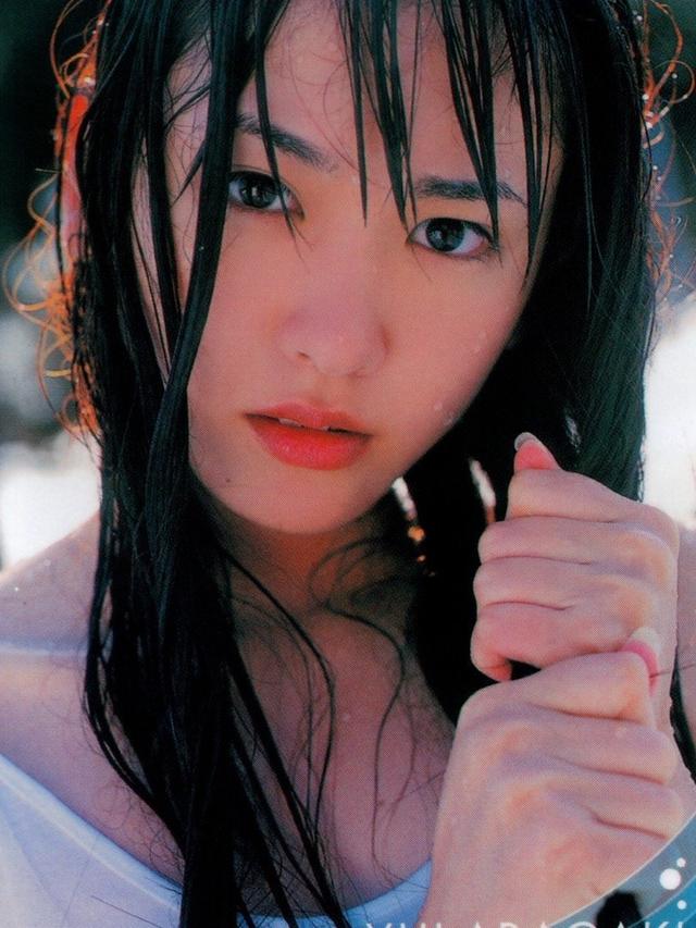 新垣结衣罕见早期写真集,笑容甜美青涩迷人