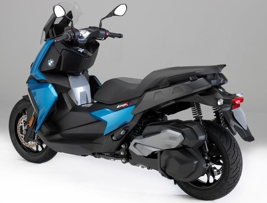 国产宝马c400x踏板售689万