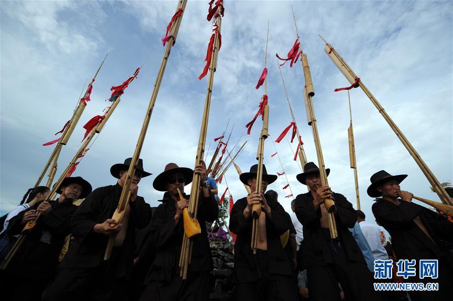 贵州剑河苗族同胞欢度"祈雨节"