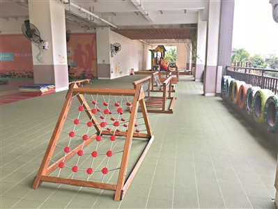 广州有企业自设托儿所 员工可“带娃上下班”|托儿所|托幼|刘女士|员工|篮球场_新浪新闻