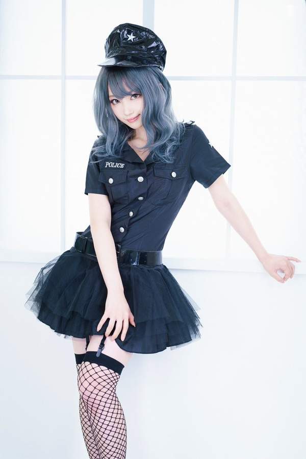 岛国美女coser制服写真气质女神天使面孔魔鬼身材