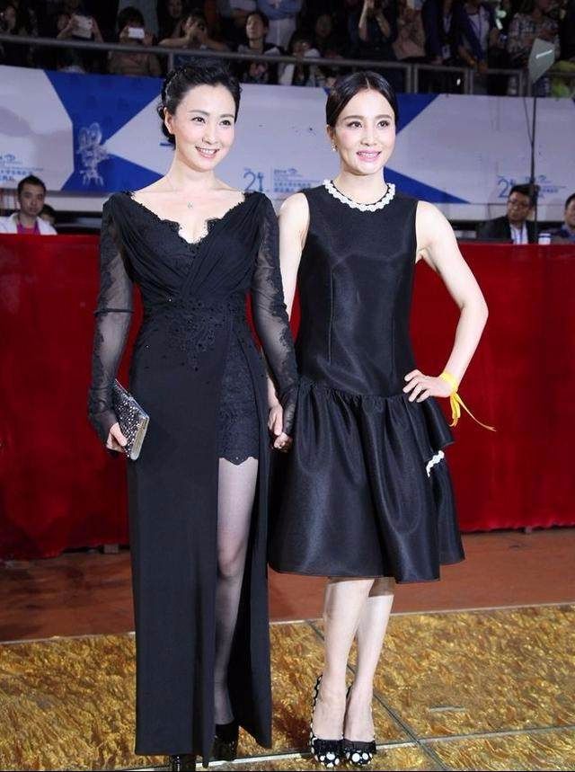 49岁大陶红与46岁小陶虹对比,差距还真大,网友:结婚没结婚的差距!