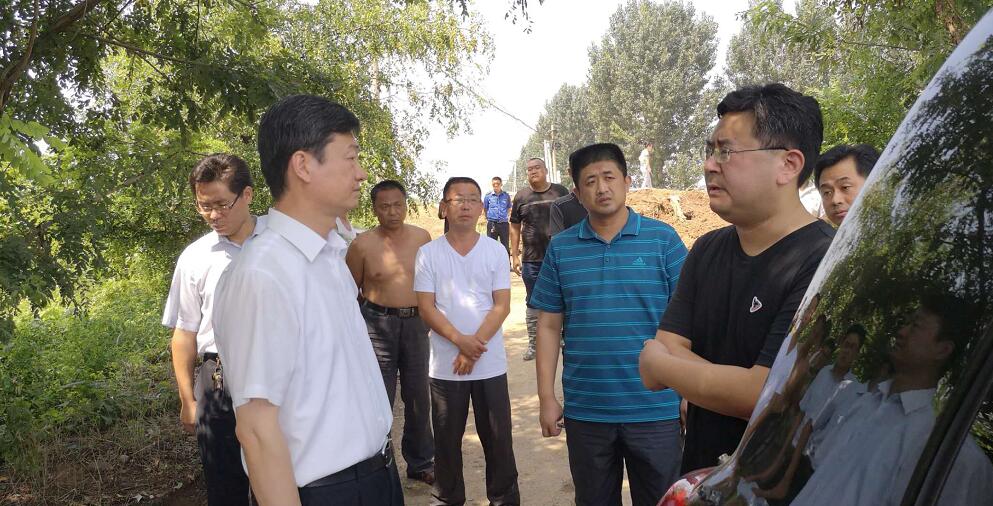 寿光市委书记朱兰玺到侯镇营里镇羊口镇查看现场情况