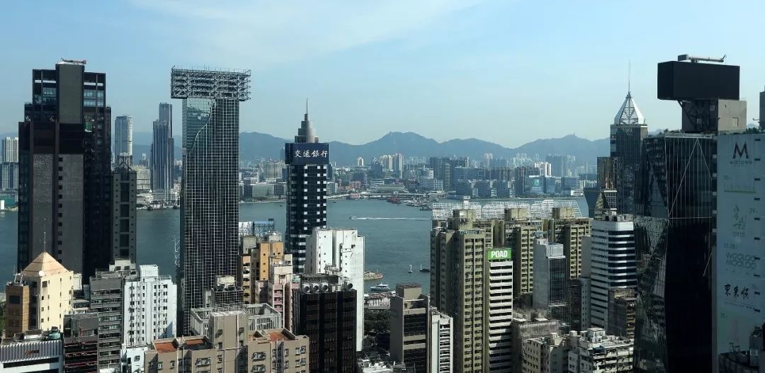 地产股大跌!14年暴涨4.4倍的香港楼市要凉了?(图)