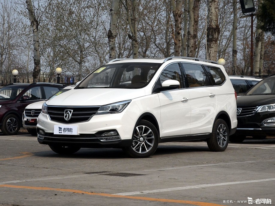 新增48v轻混系统 2019款宝骏730正式上市