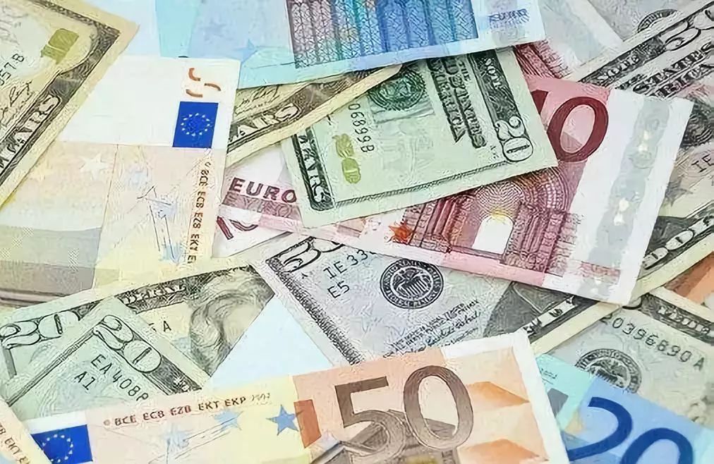 凯恩斯经济总量_经济学家凯恩斯图片(2)