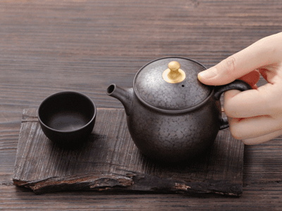 一个执着的日本匠人,把宋代瓷器瑰宝"天目釉"烧在了茶壶上
