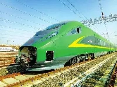 兰渝线和中川城际铁路运营百日,绿巨人运送旅客128万人次!