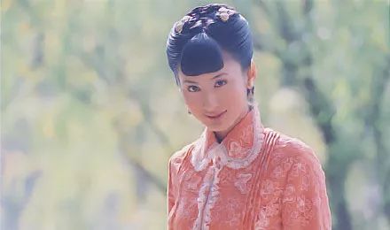 让她成为一代"苦情女王"      《木棉花的春天》里爱而不得的"邹筱 