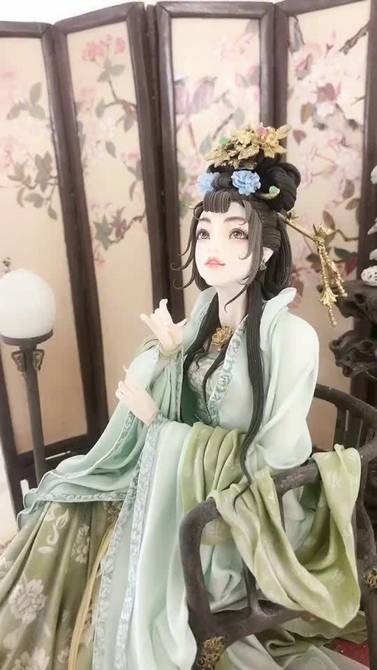 近距离欣赏周毅老师获世界金奖的翻糖蛋糕作品,少女时代的武则天