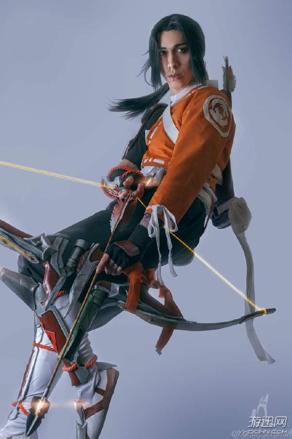 真不是五五开本人?小哥cos《守望先锋》半藏,士兵76